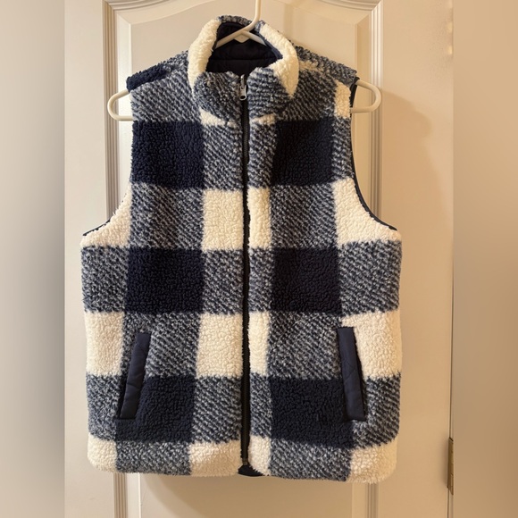 NWOT Reversible Plush Vest - Navy And Cream - Picture 2 of 6